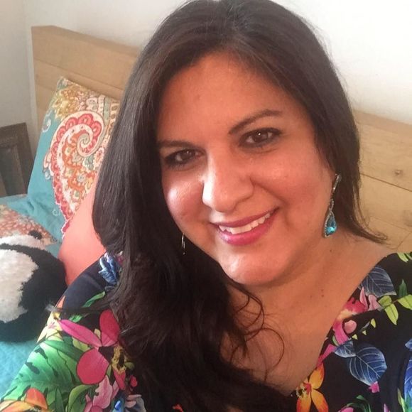 Meet your Posher, Adriana - Picture 1 of 1